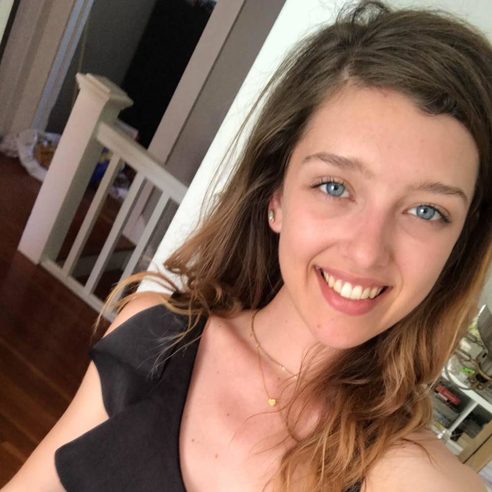 Meet your Posher, Macie
